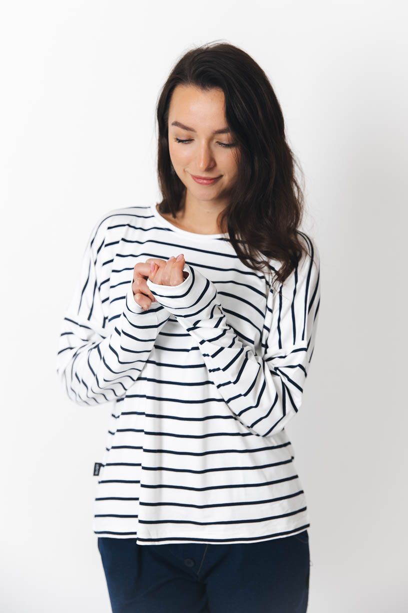 Kačka má na sobě při své výšce 170 cm velikost XS.