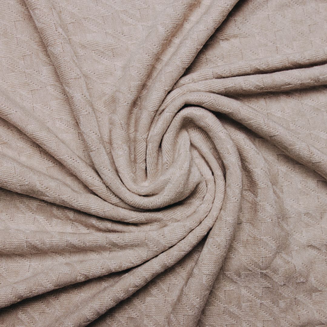 Viskóza s polyesterom, nylonom a spandexom