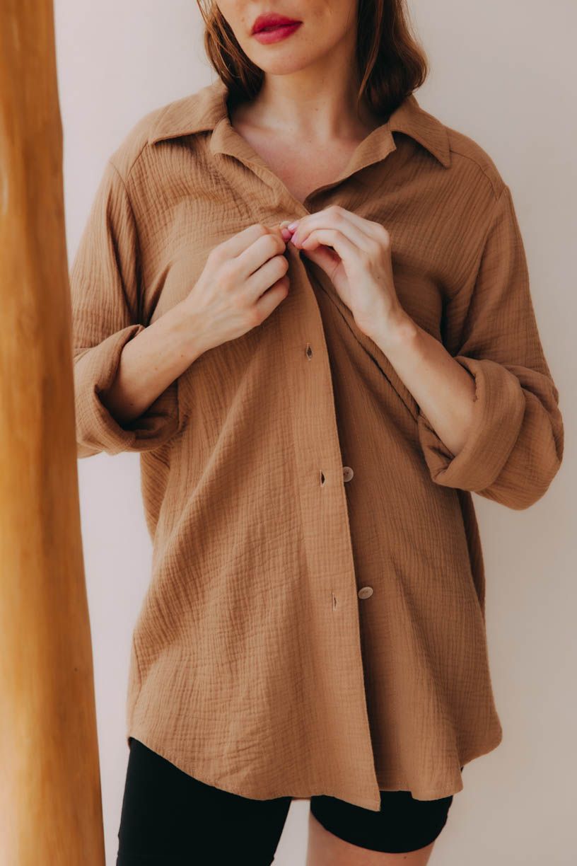 Bella má na sobě při své výšce 177 cm velikost XS.