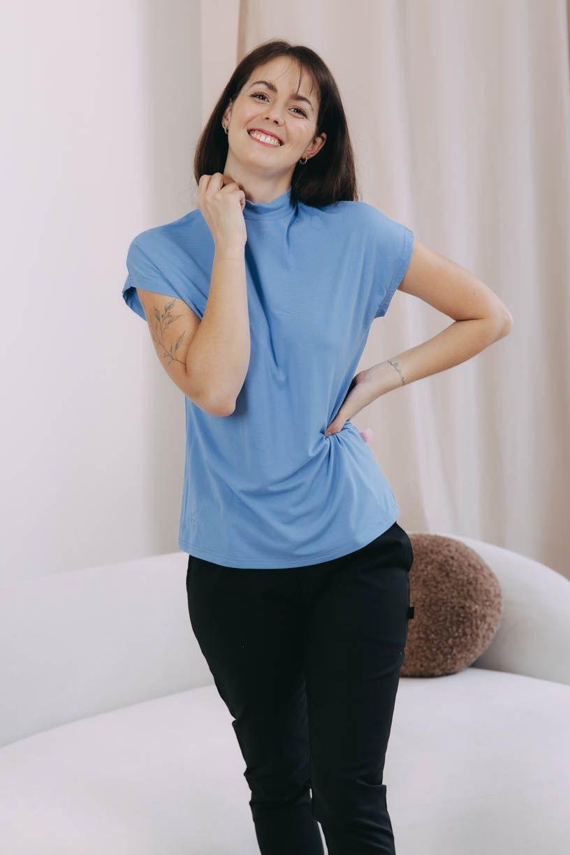 Káťa má na sobě při své výšce 170 cm velikost XS.