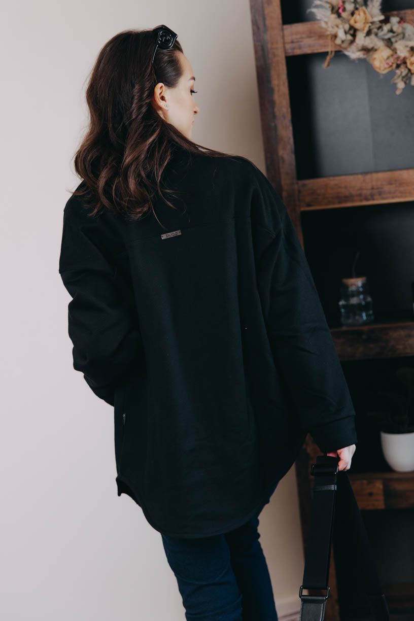 Kačka má na sobě při své výšce 170 cm velikost S.