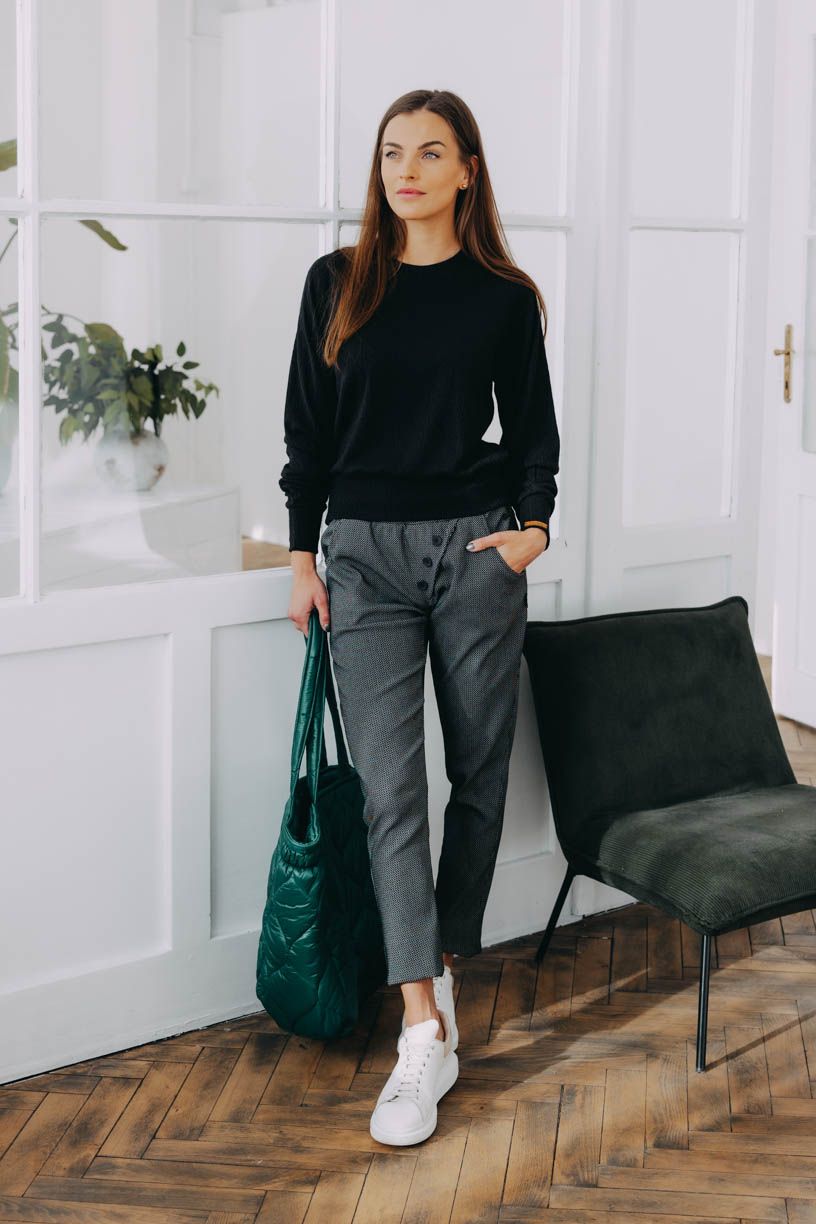 Nesmlouvavá Trend Girl