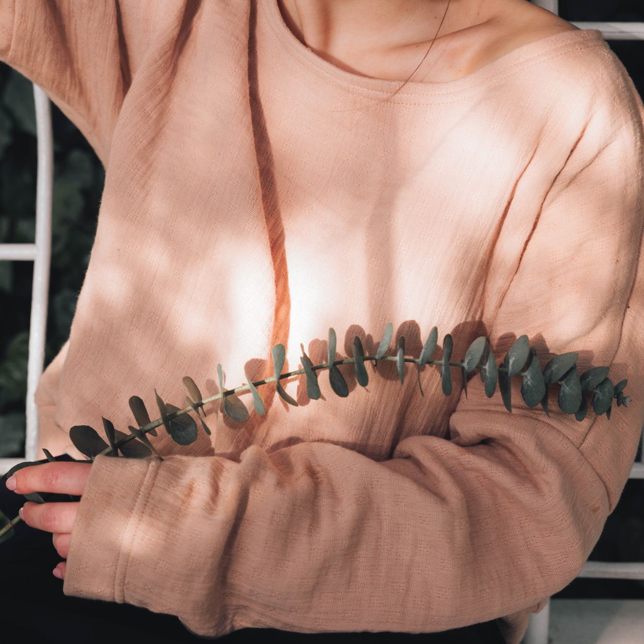 Mikina z organického materiálu od portugalského výrobce. Vybíraná s láskou k udržitelnosti.