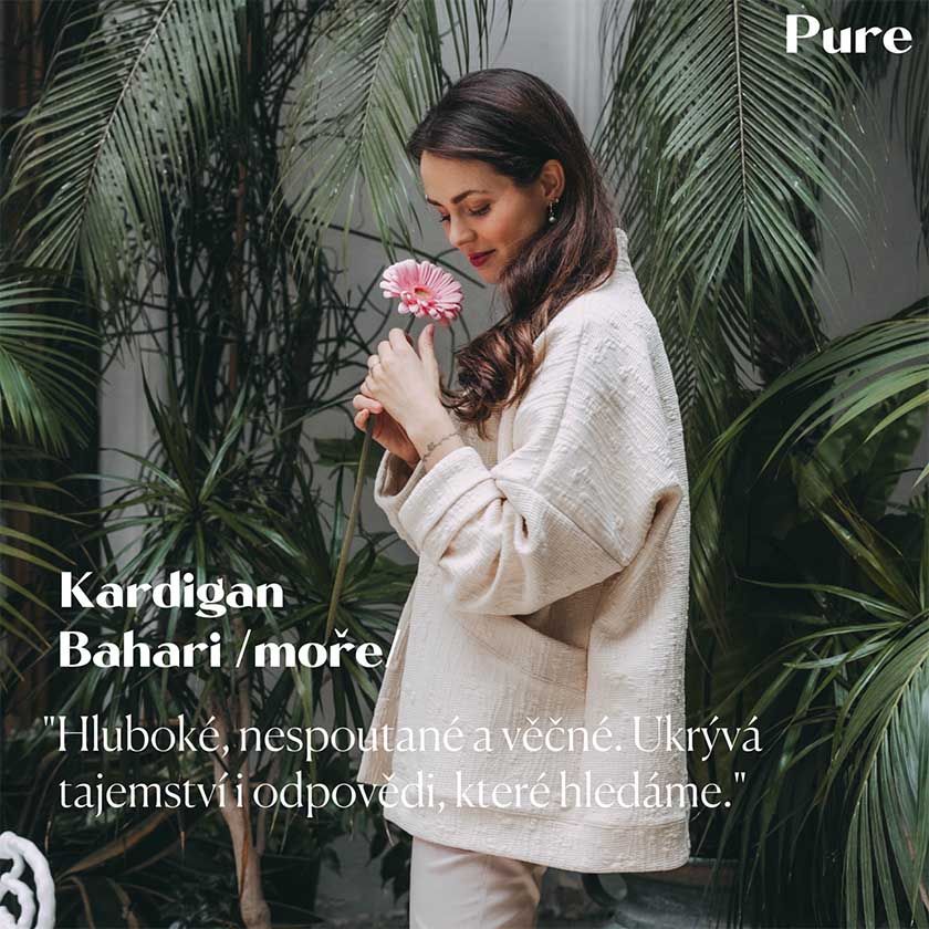 Krémový oversized kardigan Bahari je ušitý v Česku, a to z pečlivě vybraného organického materiálu. 