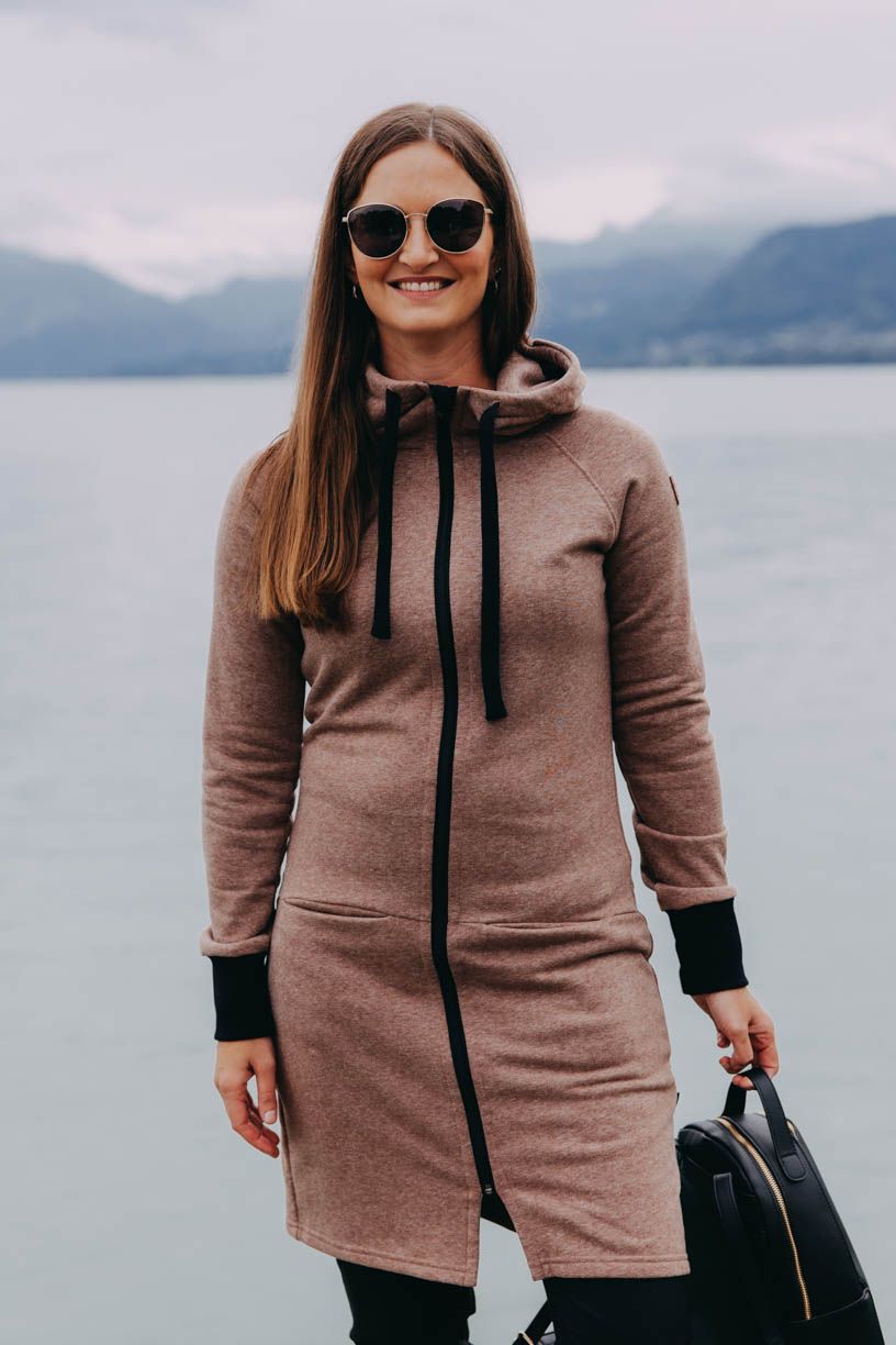 Dita má na sobě při své výšce 180 cm velikost M.