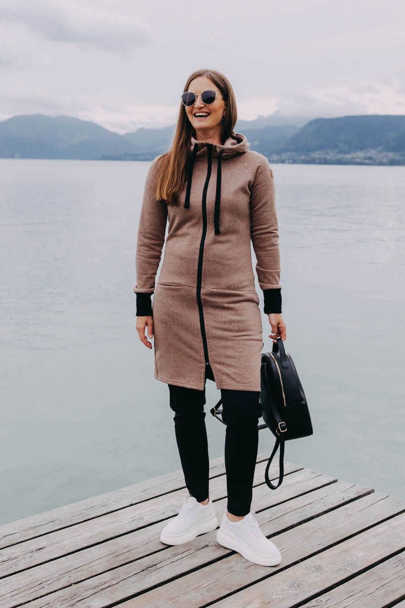 Dita má na sobě při své výšce 180 cm velikost M.