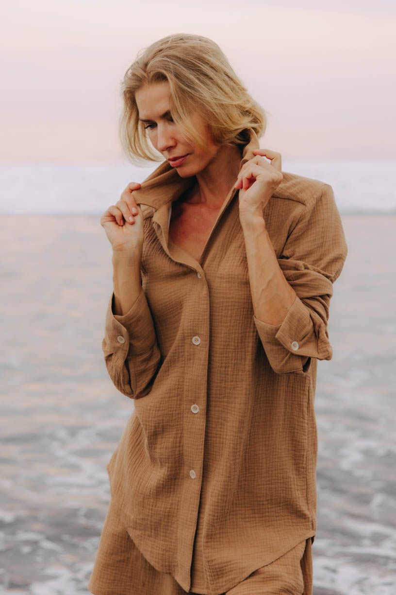 Ali má na sobě při své výšce 180 cm velikost XS.