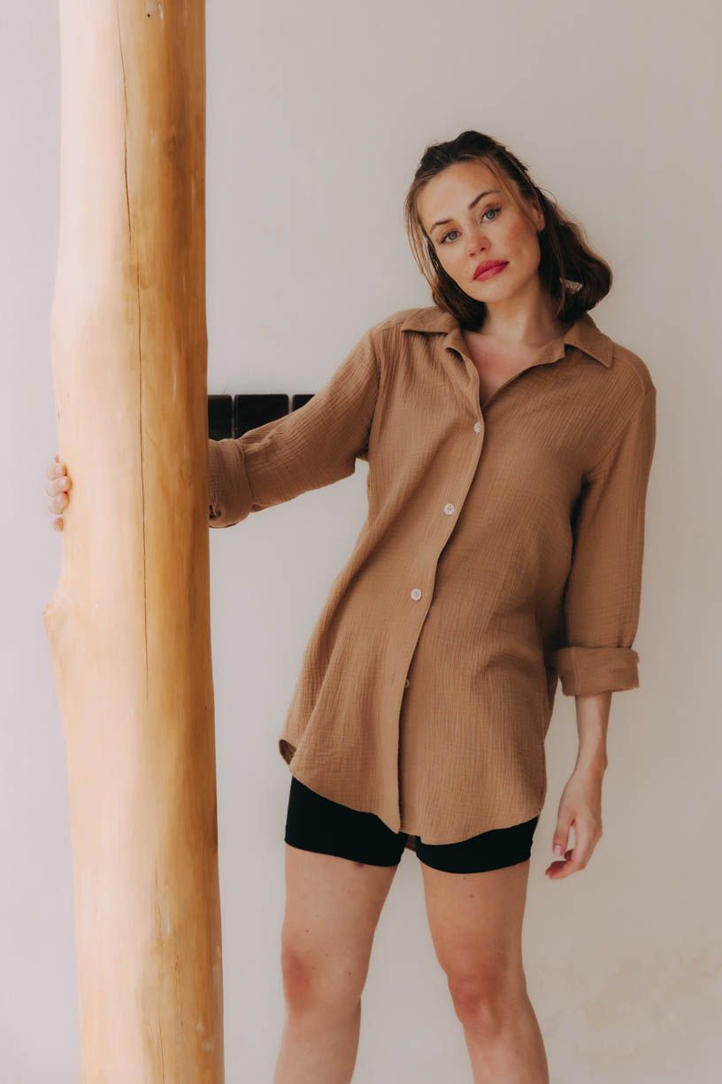 Bella má na sobě při své výšce 177 cm velikost XS.