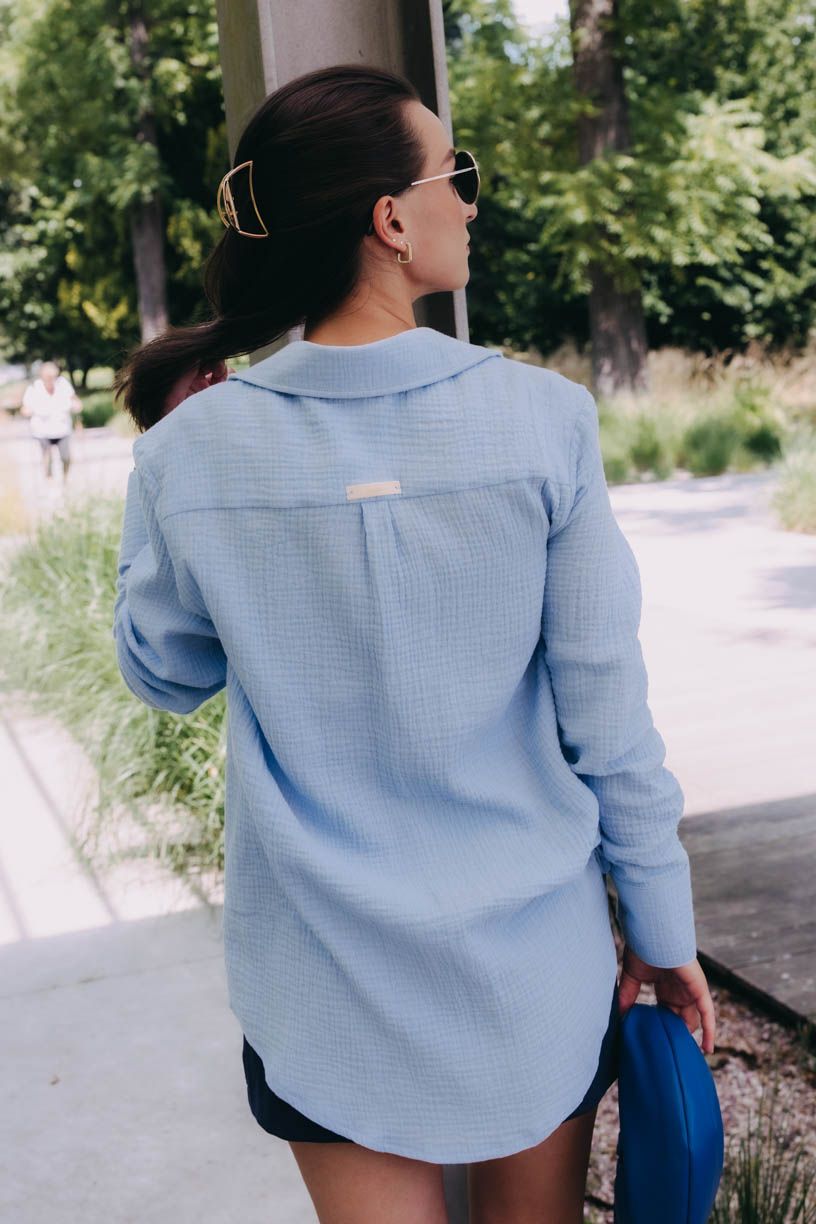 Kačka má na sobě při své výšce 170 cm velikost XS.