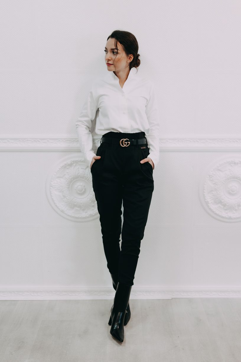 Kačka má na sobě při své výšce 170 cm velikost XS.