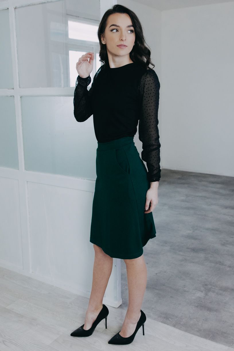 Kačka má na sobě při své výšce 170 cm velikost XS.