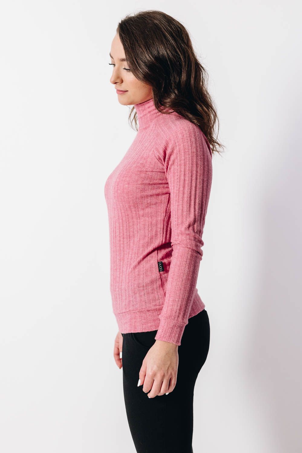 Kačka má na sobě při své výšce 170 cm velikost XS.