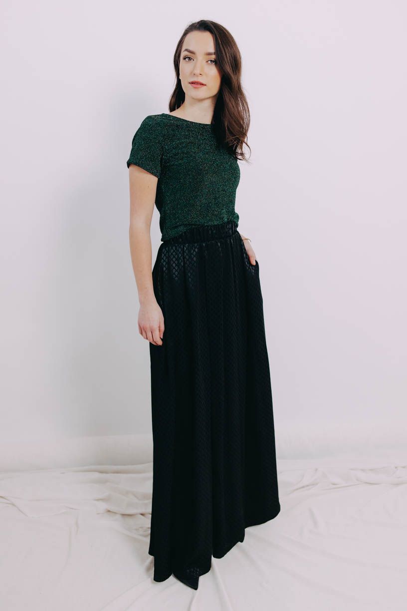 Kačka má na sobě při své výšce 170 cm velikost XS.