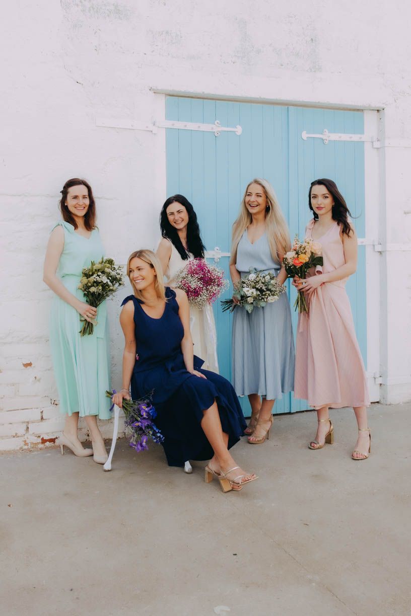 Janča má na sobě při své výšce 169 cm velikost XS/S.