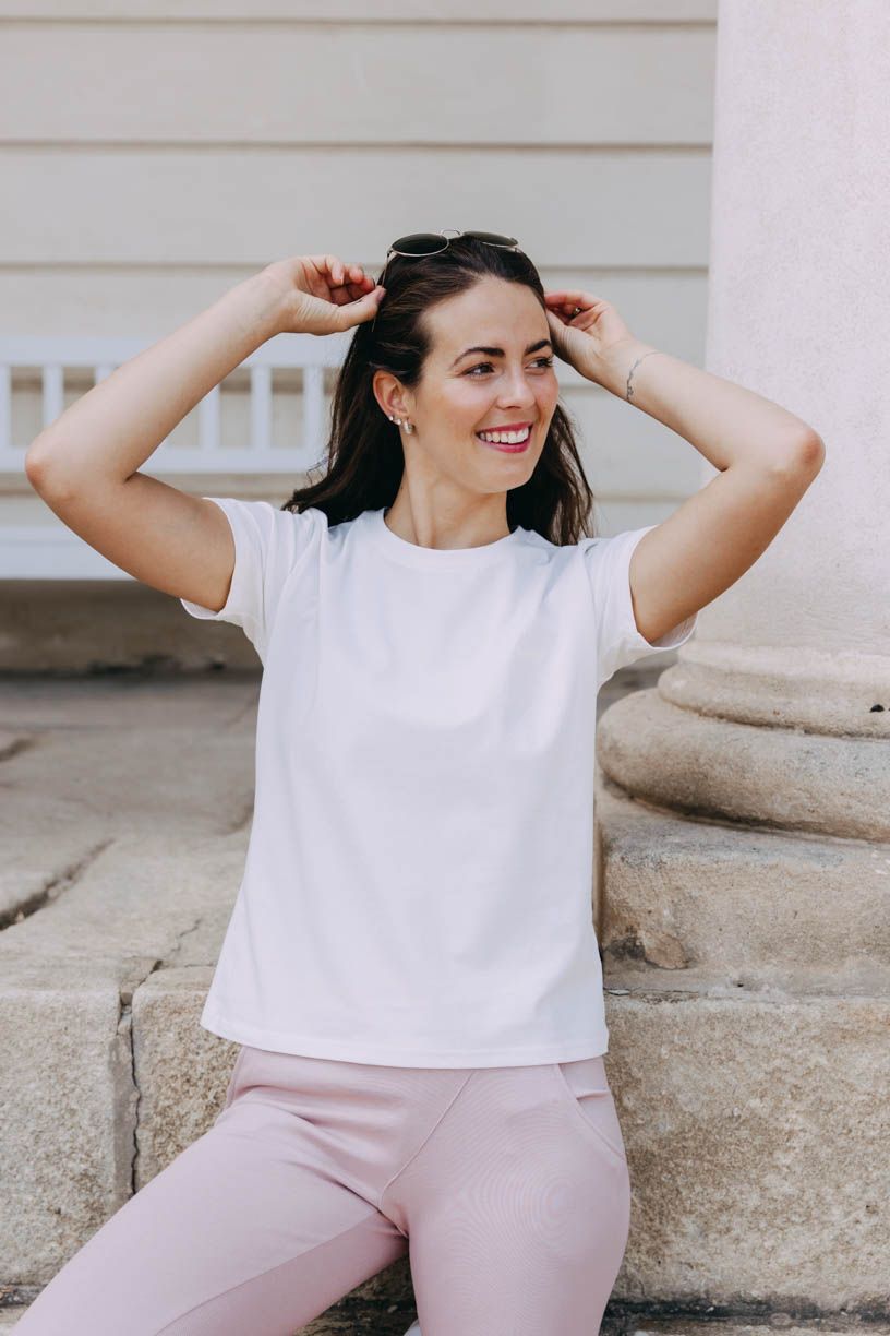 Káťa má na sobě při své výšce 170 cm velikost XS.