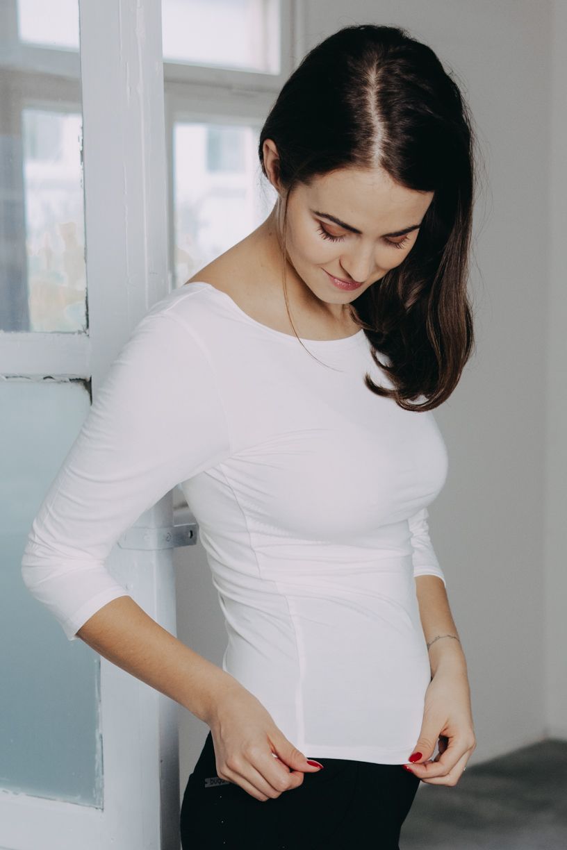 Káťa má na sobě při své výšce 170 cm velikost XS.