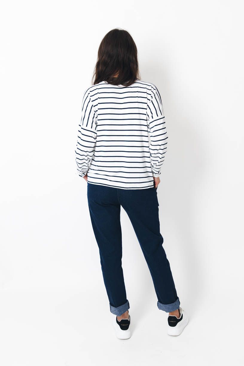 Kačka má na sobě při své výšce 170 cm velikost XS.