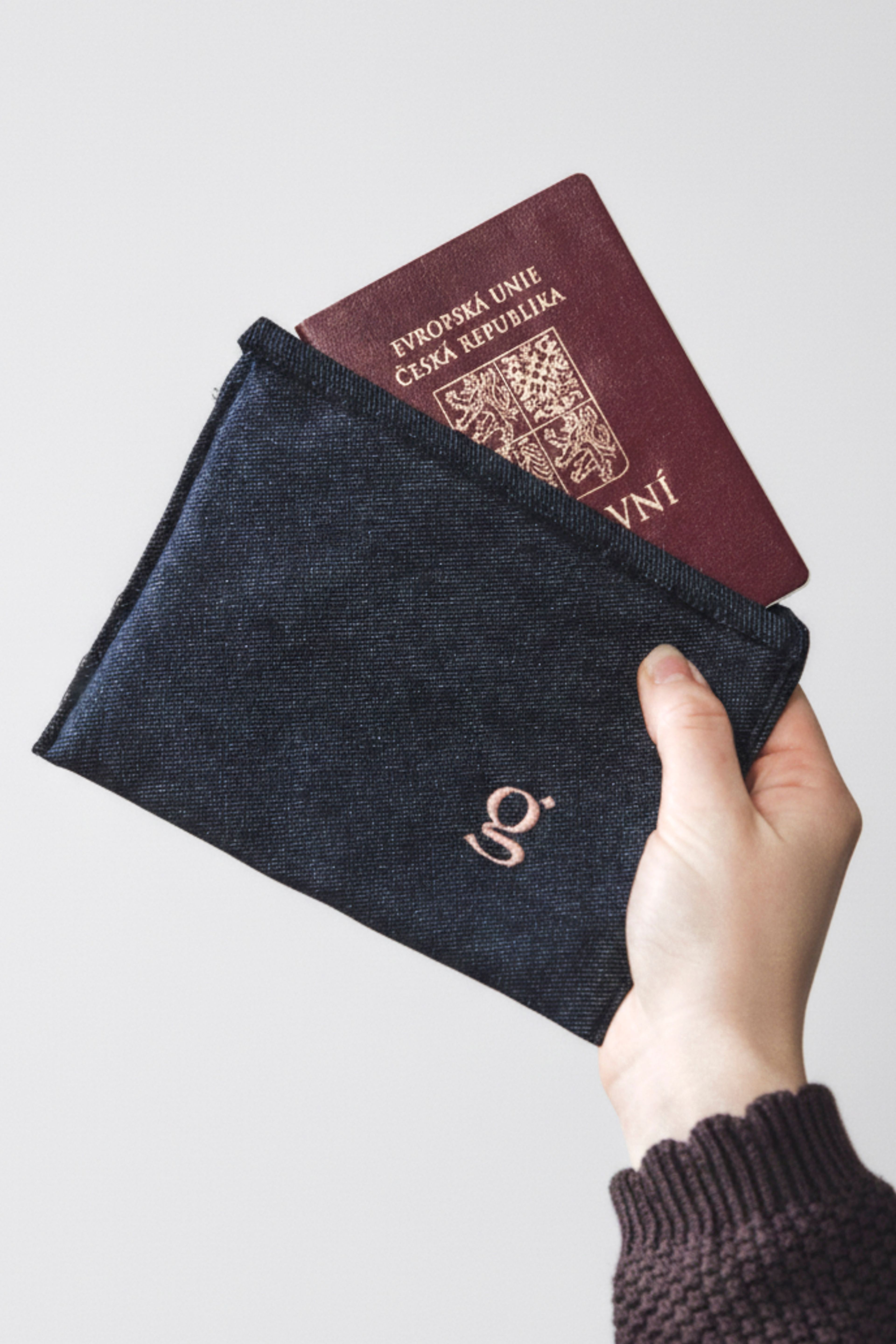 Zana Passport Sleeve Denim