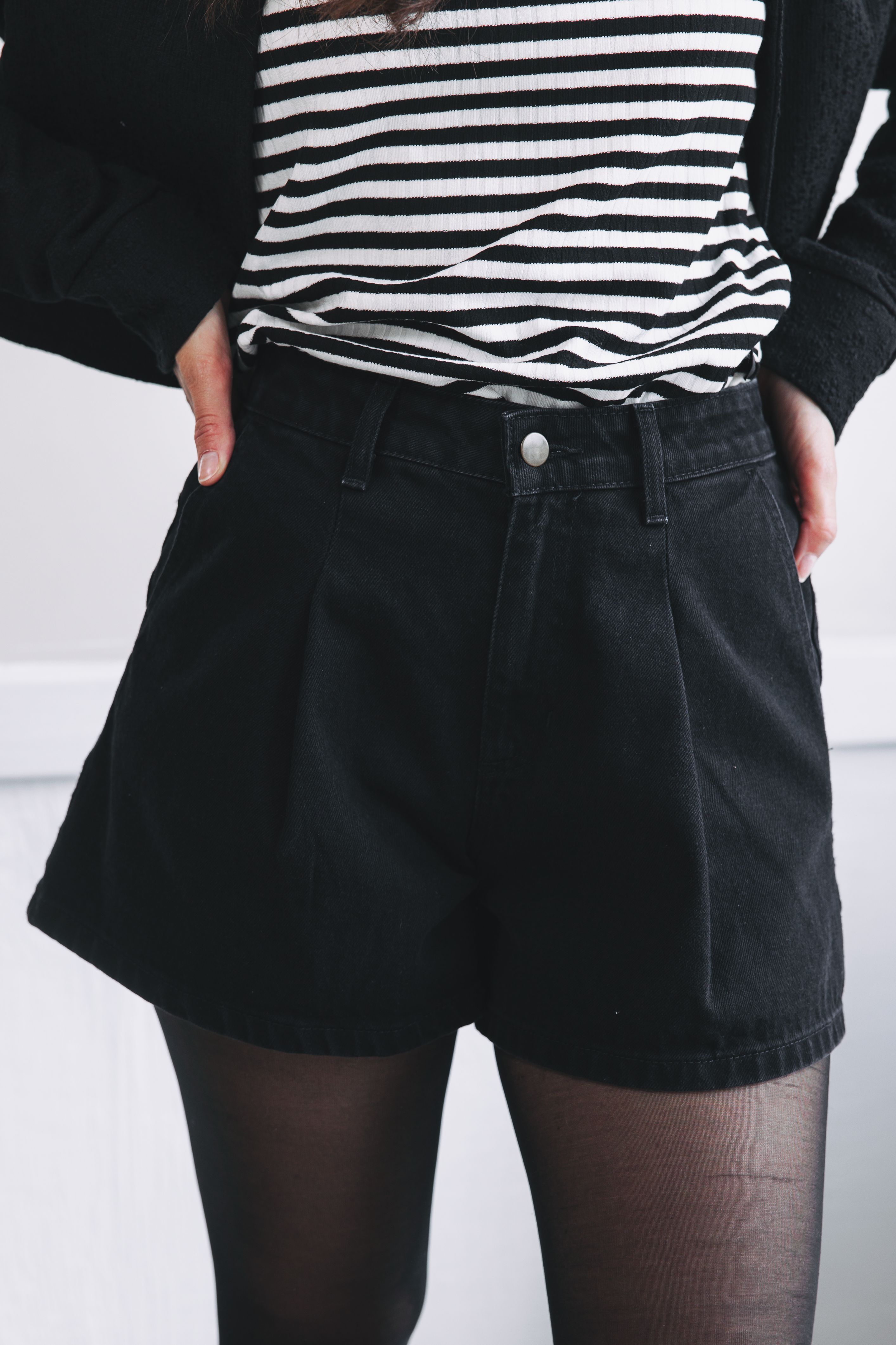 Kraťasy Esi Black Jeans
