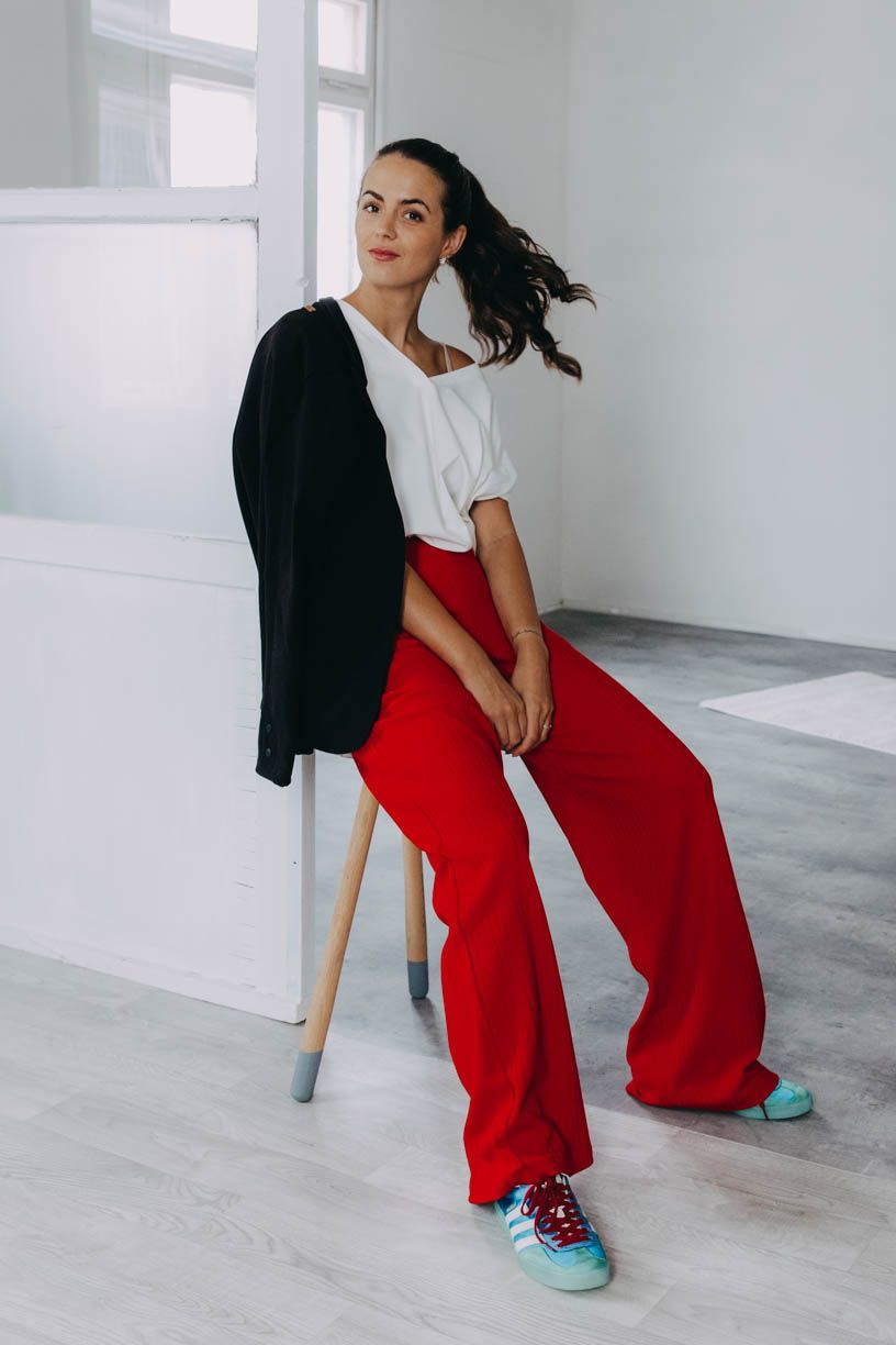 Business rebelka