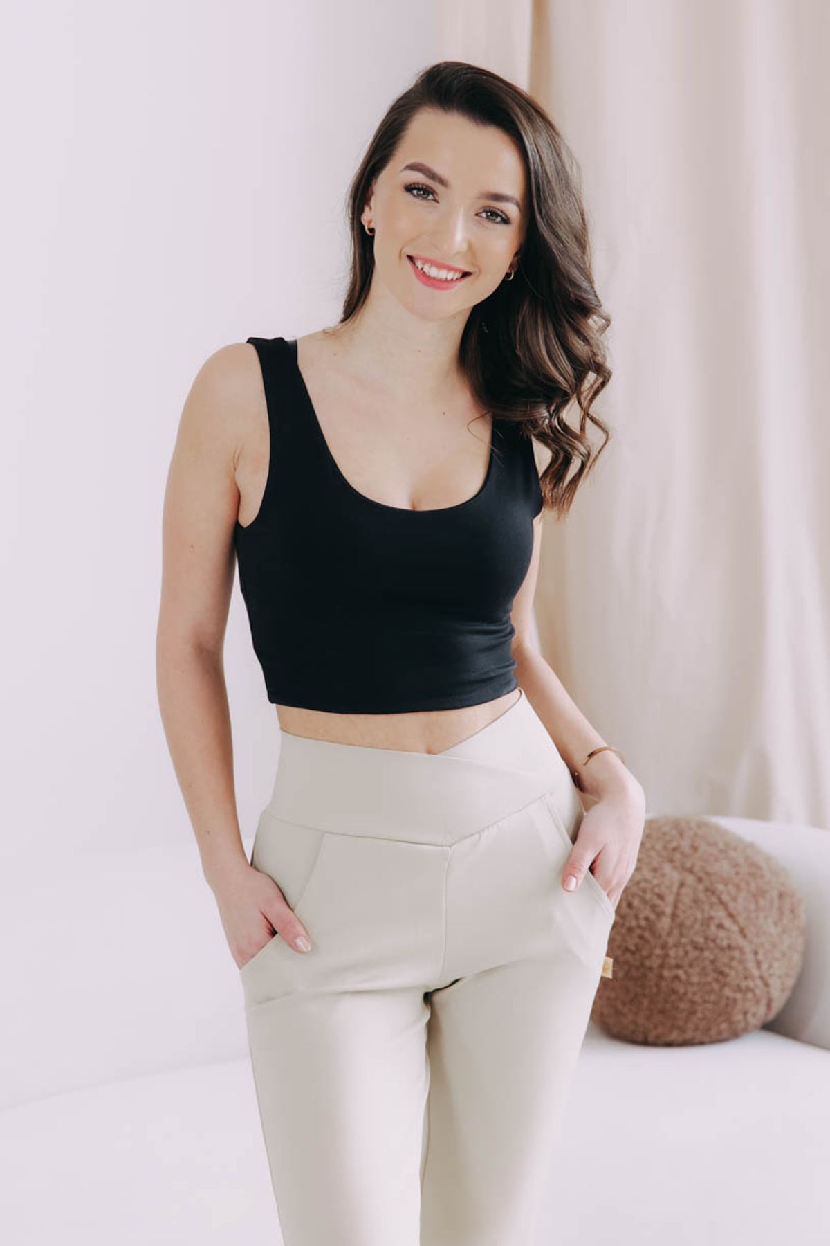 Top Hema Black