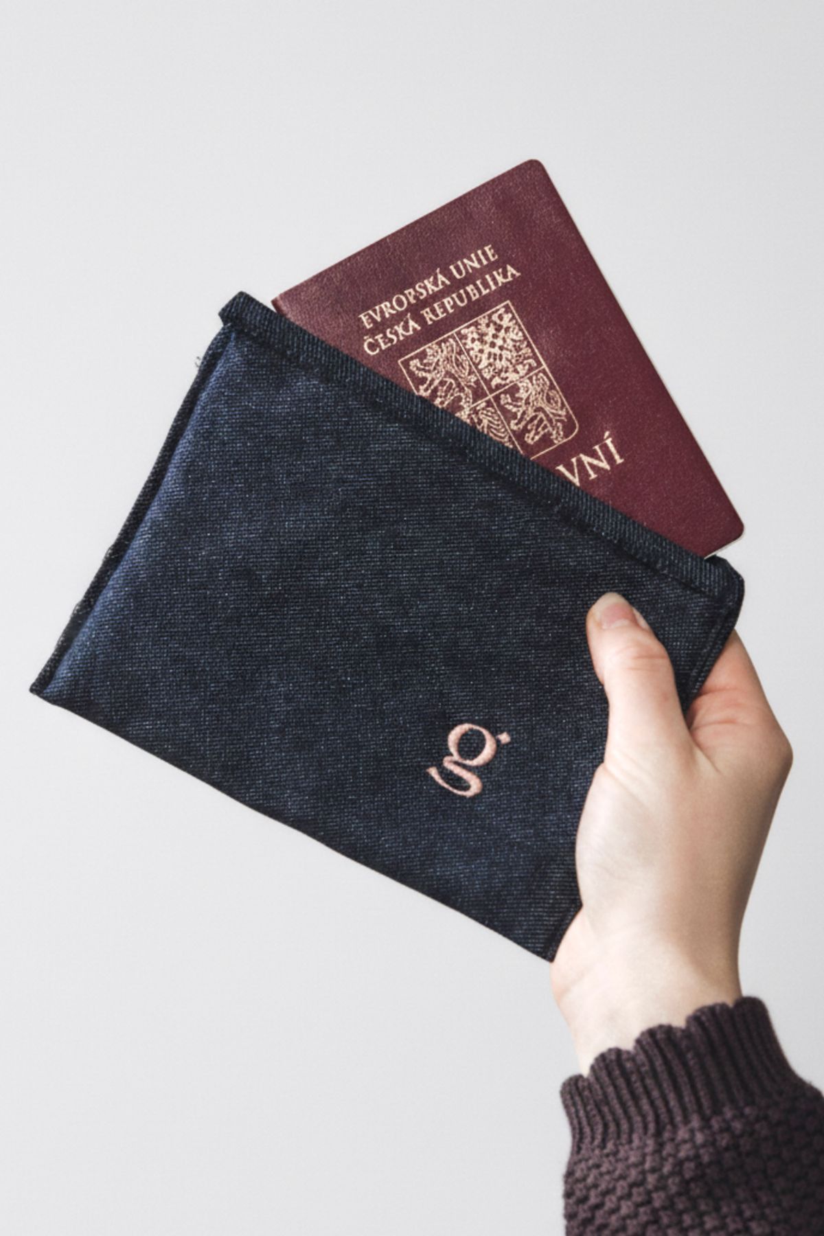 Zana Passport Sleeve Denim