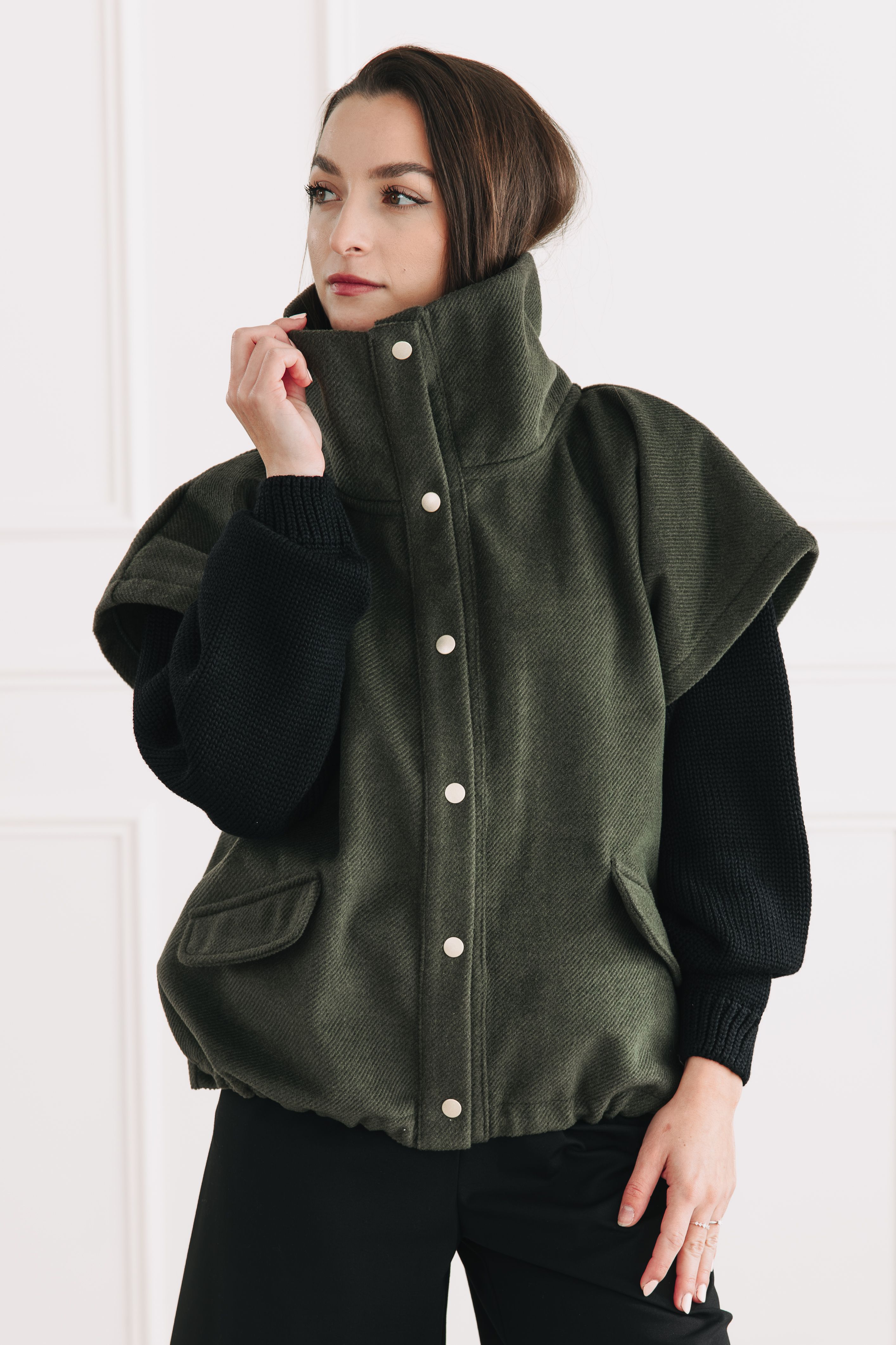 Vesta Rabiu Moss Green