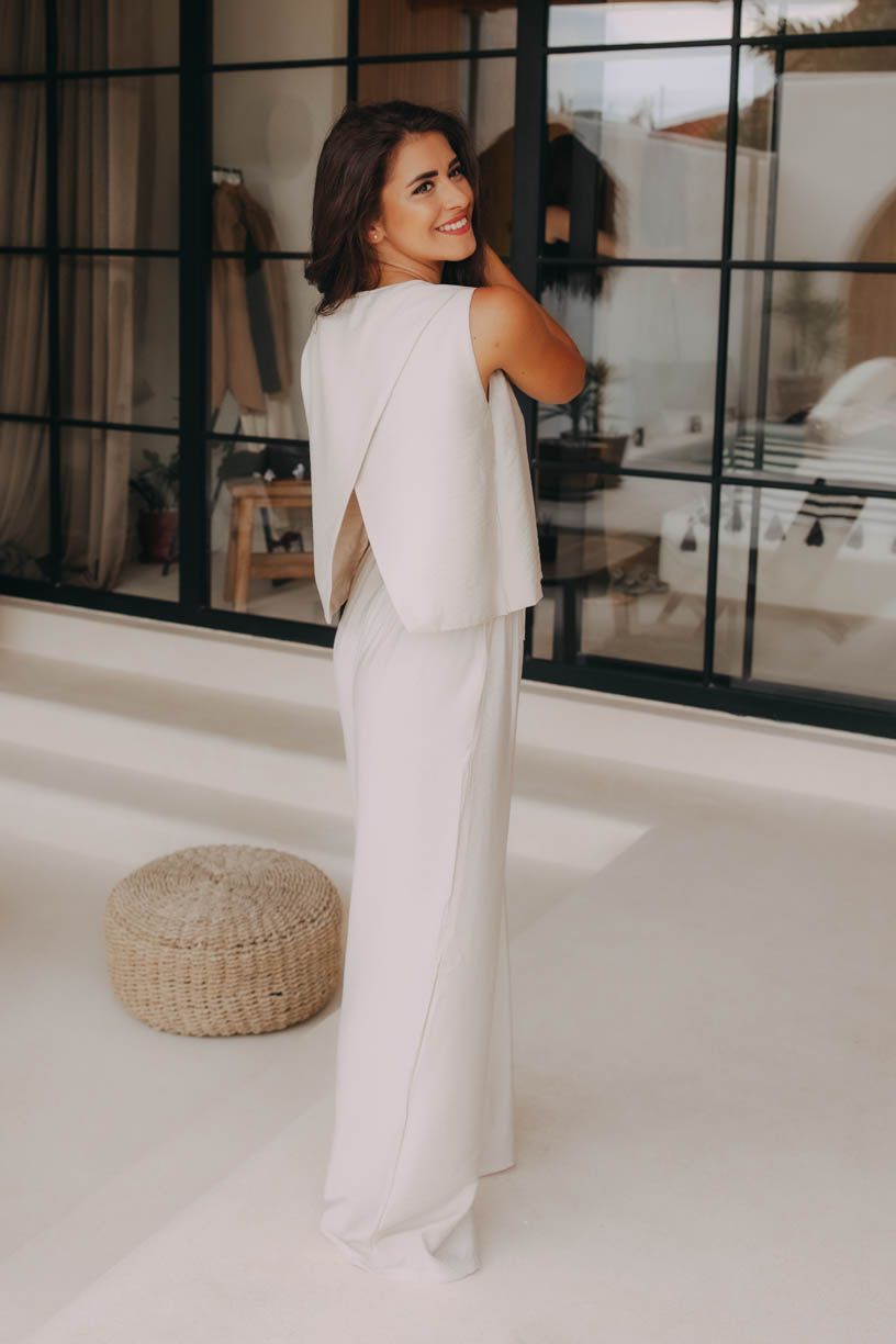 Verča má na sobě při své výšce 164 cm velikost XS.