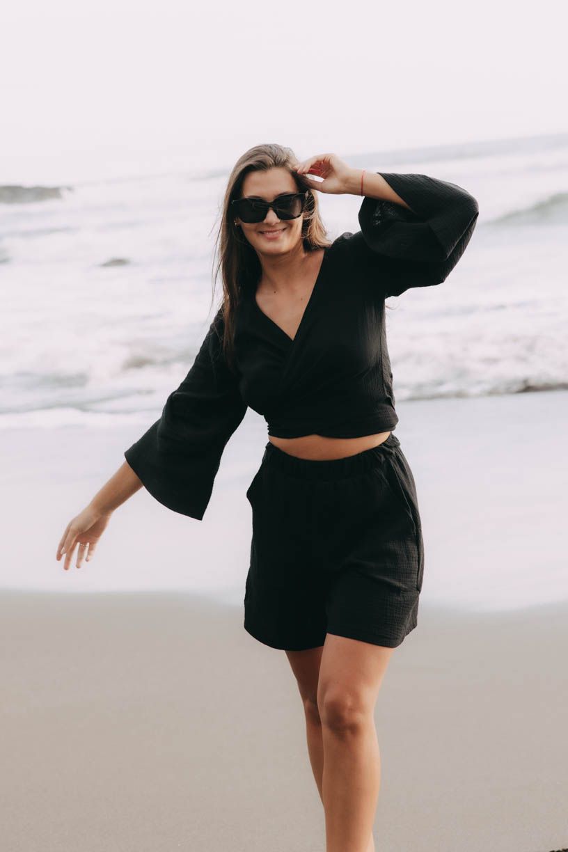 Kraťasy Akosua Black