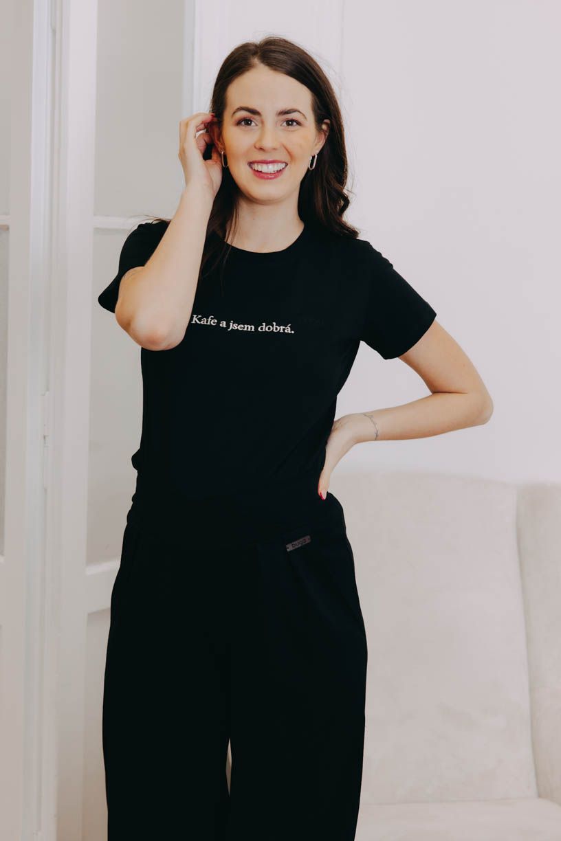 Tričko Deluxe Black Kafe A Jsem Dobrá