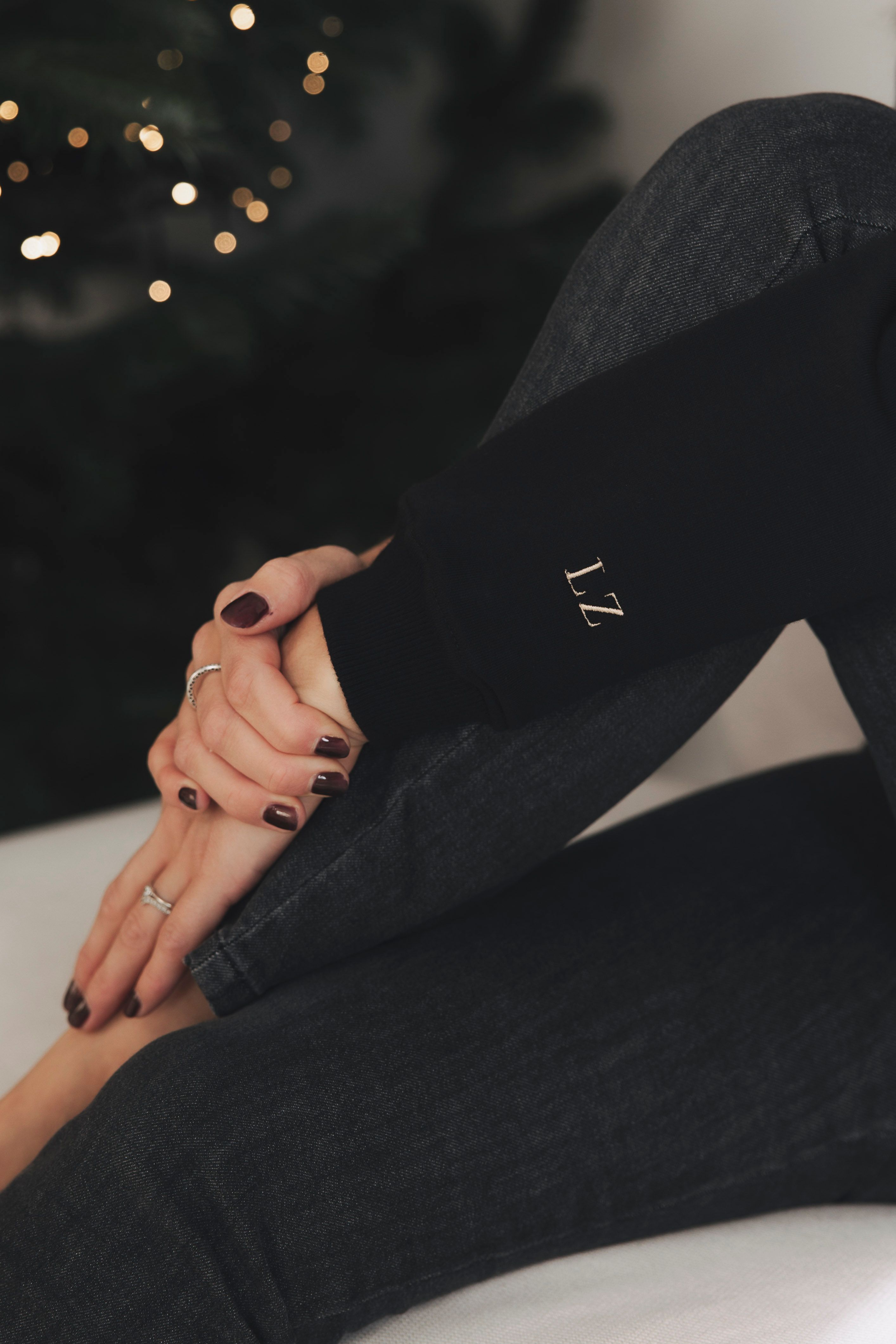 Mikina Asata Black Signature