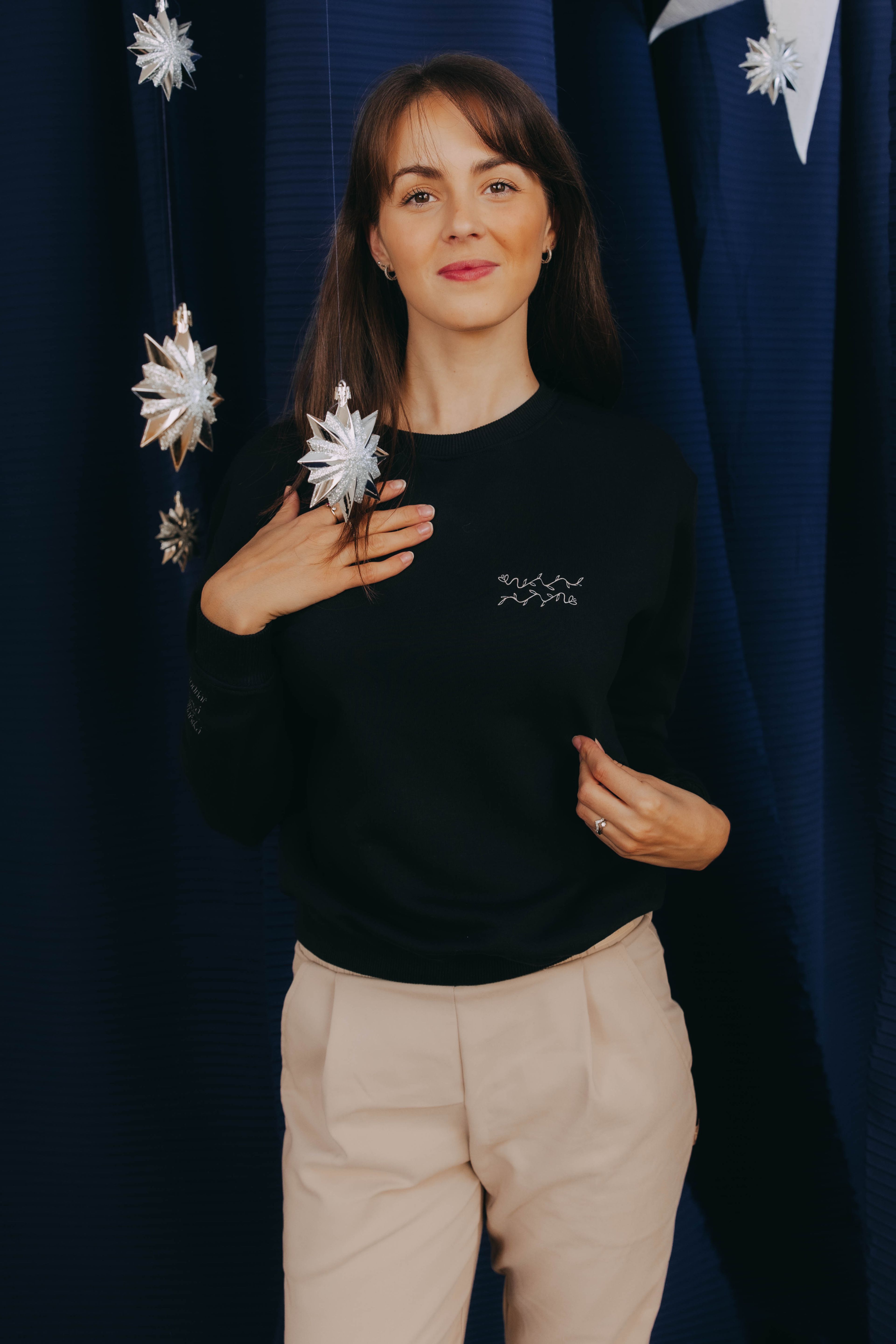 Mikina Asata Black Vodnář