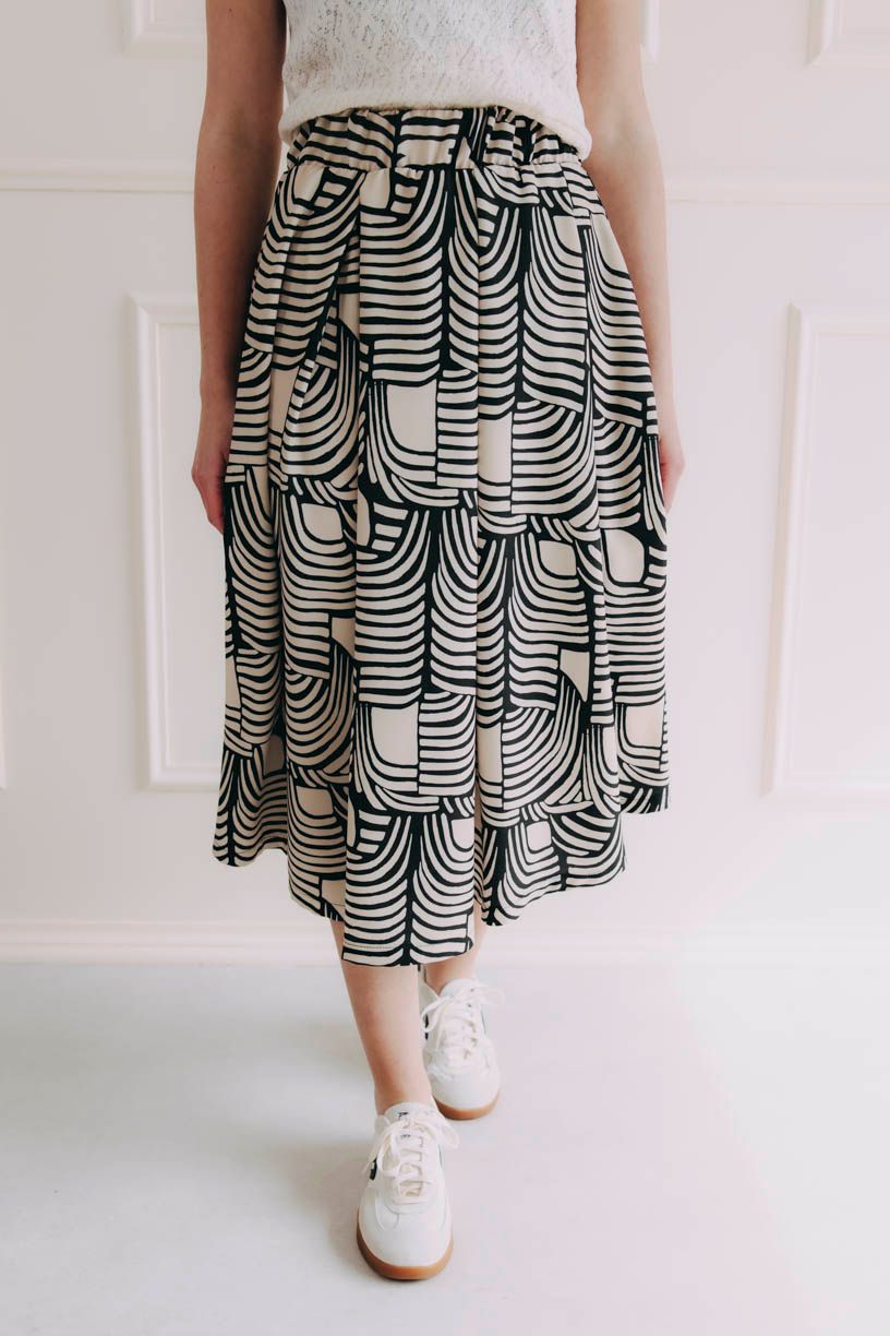 Sukňa Malkia Summer Midi Beige Abstract