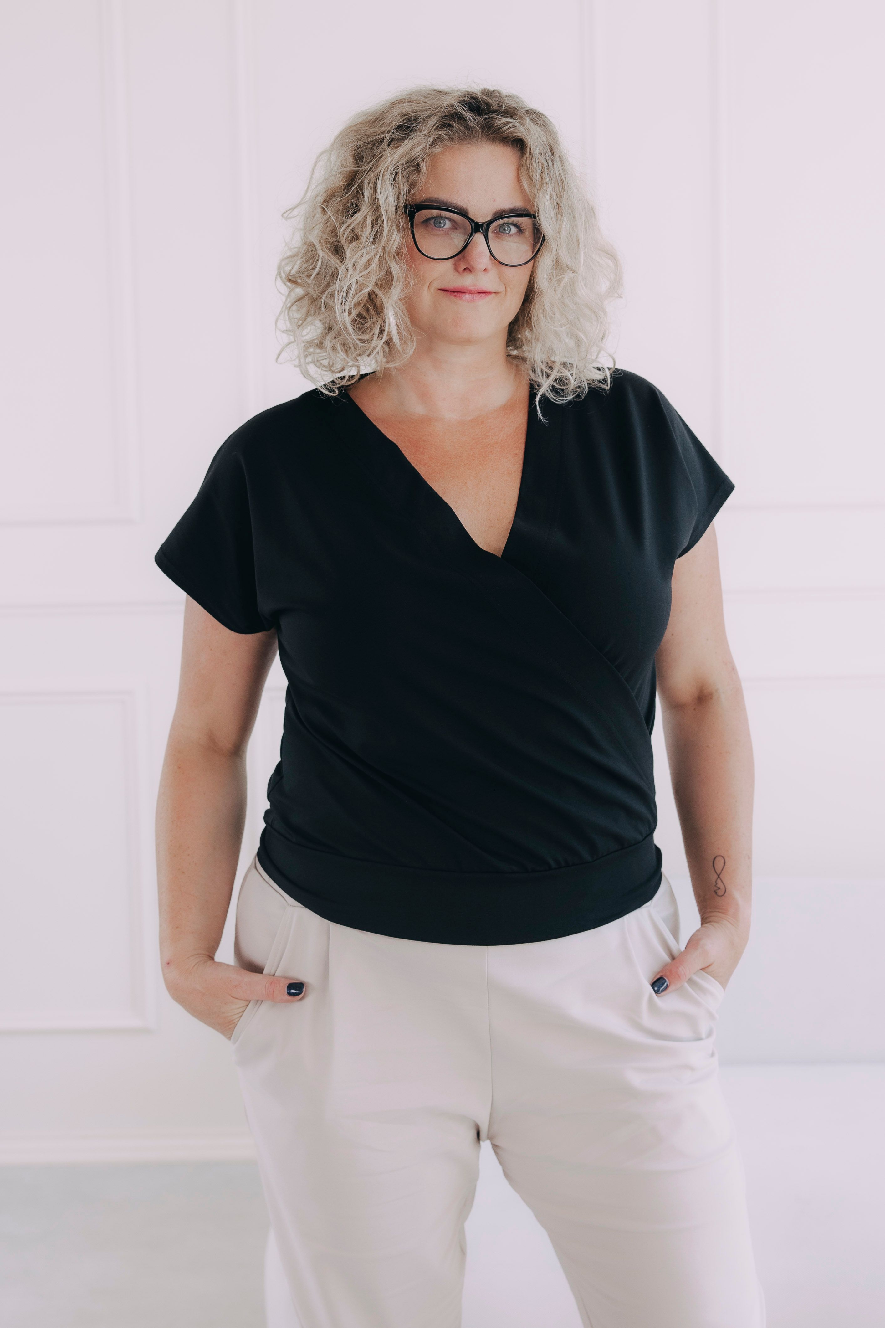 Tričko Bakari Black Plus