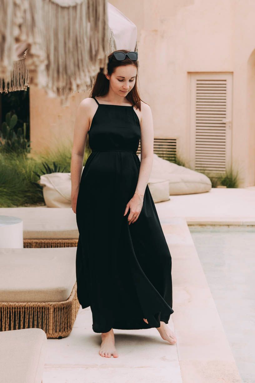 Šaty Ishani Silky Eco Black